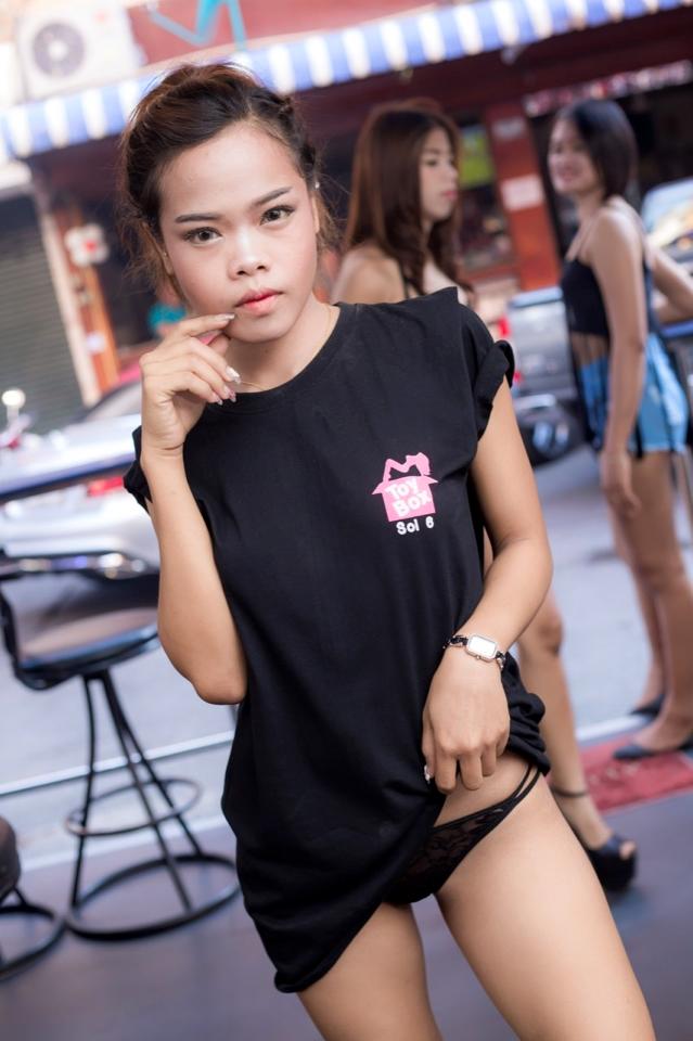 Toy Box Soi 6 Pattaya S Popular Short Time Bar Bikini