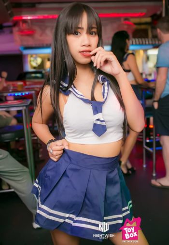 Sexy Thai Schoolgirl - Pattaya Bar Girl (12)